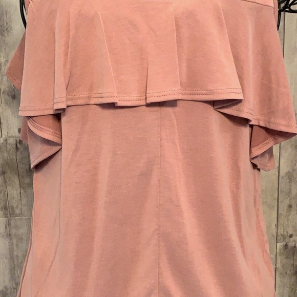 Pink Key-Hole Top - Picture 3 of 3